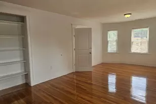 11 Tampa St, Boston, MA 02136 - Photo 3