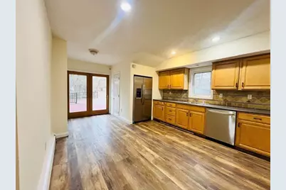 415 Pearl St, Stoughton, MA 02072 - Photo 9