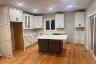 910 Livingston St, Tewksbury, MA 01876 - Photo 3