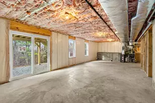 910 Livingston St, Tewksbury, MA 01876 - Photo 27