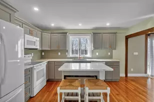 55 Fiske Hill Rd, Sturbridge, MA 01566 - Photo 11