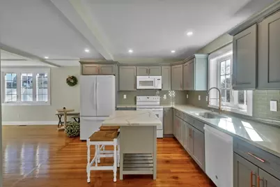 55 Fiske Hill Rd, Sturbridge, MA 01566 - Photo 9