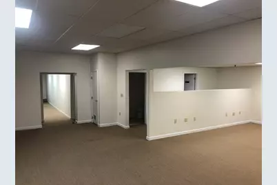 4 Hotel Pl #2, Pepperell, MA 01463 - Photo 11