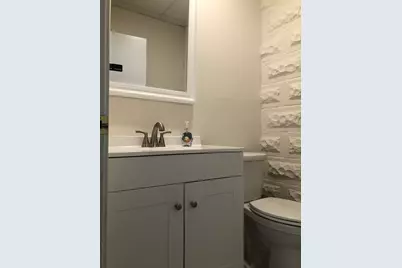 4 Hotel Pl #2, Pepperell, MA 01463 - Photo 17