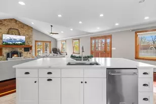 132 Thatcher St, Westwood, MA 02090 - Photo 3