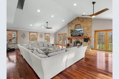 132 Thatcher Street, Westwood, MA 02090 - Photo 9