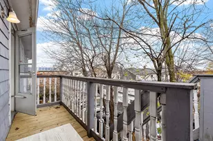 10 Everett Ave, Boston, MA 02125 - Photo 7