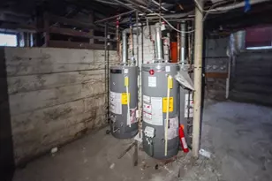 381 Adams St, Boston, MA 02122 - Photo 23