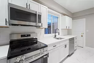 381 Adams St, Boston, MA 02122 - Photo 5