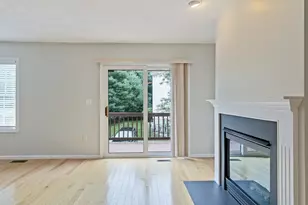 555 Main St, Woburn, MA 01801 - Photo 13