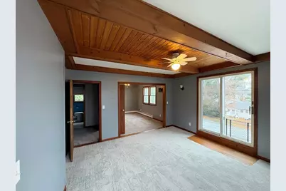 951 Dickinson St, Fall River, MA 02721 - Photo 19