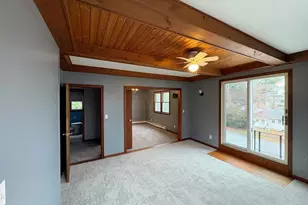 951 Dickinson St, Fall River, MA 02721 - Photo 19