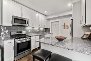 103 Belgrade Ave, Boston, MA 02131 - Photo 3