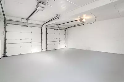 29 Packard Ave, Somerville, MA 02144 - Photo 17