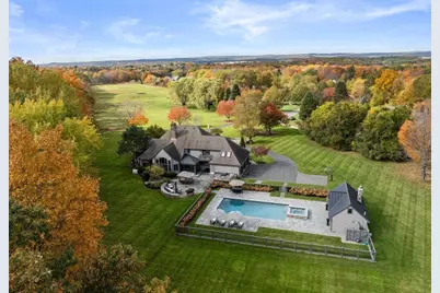 8 Rock Spring Ln, Southborough, MA 01772 - Photo 1