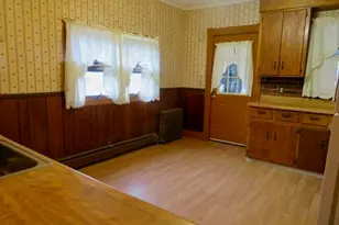 57 Columbus Ave, Northampton, MA 01060 - Photo 9