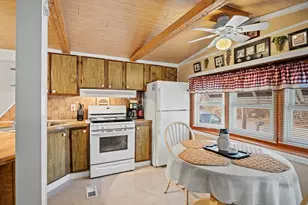 17 Irene Ave, Webster, MA 01570 - Photo 5