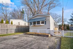 17 Irene Ave, Webster, MA 01570 - Photo 3