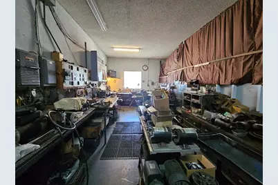 161 Earle St, New Bedford, MA 02746 - Photo 13