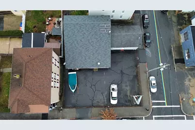 161 Earle St, New Bedford, MA 02746 - Photo 9