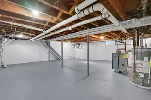 100 Abbott St, Springfield, MA 01118 - Photo 31