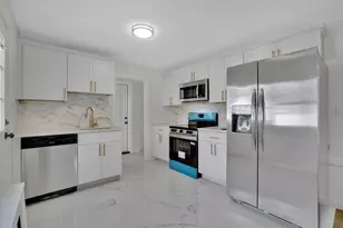 100 Abbott St, Springfield, MA 01118 - Photo 15