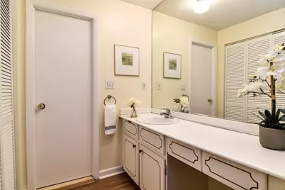 915 Edgell Rd #85, Framingham, MA 01701 - Photo 13