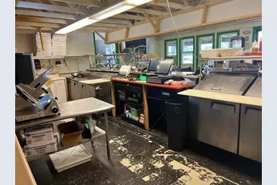 717 Fall River Ave, Seekonk, MA 02771 - Photo 7