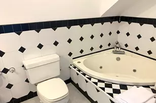 70 York St, Cambridge, MA 02141 - Photo 15