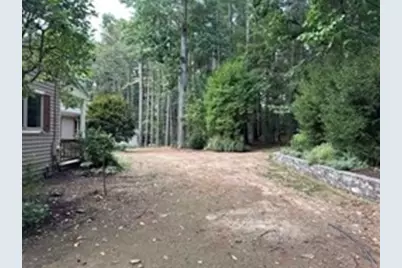 241 South St, Medfield, MA 02052 - Photo 13