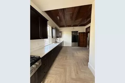 72 Belmont St #1, Fall River, MA 02720 - Photo 3