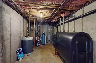 13 Sarah Ln, Belchertown, MA 01007 - Photo 35