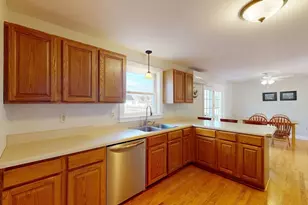 13 Sarah Ln, Belchertown, MA 01007 - Photo 11