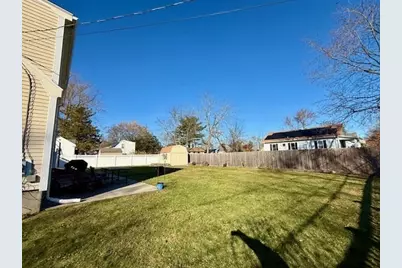 51 Roosevelt St, Seekonk, MA 02771 - Photo 23