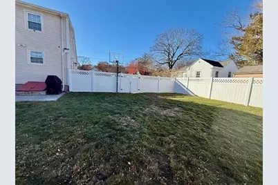 51 Roosevelt St, Seekonk, MA 02771 - Photo 21