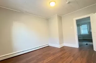 150 Pleasant St, Lowell, MA 01852 - Photo 17