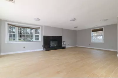 92 Mercury St, Weymouth, MA 02188 - Photo 5