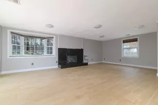 92 Mercury St, Weymouth, MA 02188 - Photo 5