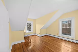 17 Wright St, Woburn, MA 01801 - Photo 33