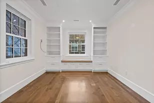 2 Byron St, Boston, MA 02108 - Photo 25