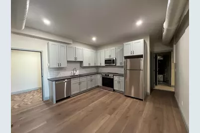 160 Seabury St #6, Fall River, MA 02720 - Photo 3