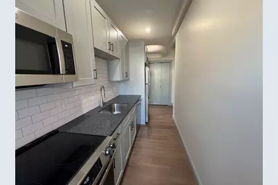 160 Seabury St #8, Fall River, MA 02720 - Photo 1