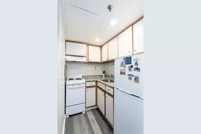 70 Southbridge Street #611, Worcester, MA 01608 - Photo 5