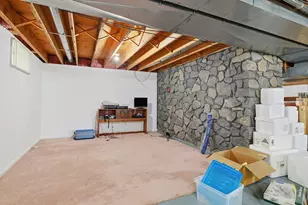 140 Waverly Rd, Ludlow, MA 01056 - Photo 31