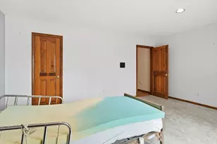 140 Waverly Rd, Ludlow, MA 01056 - Photo 27