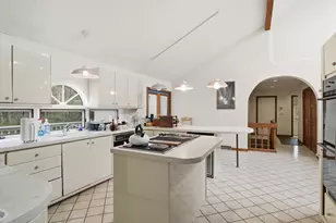 140 Waverly Rd, Ludlow, MA 01056 - Photo 13