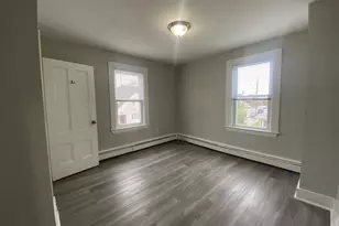 2 Swetts Ct, Watertown, MA 02472 - Photo 7