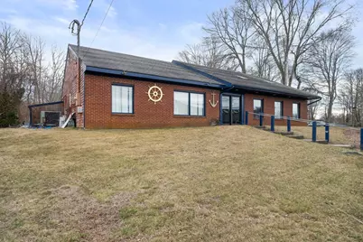 304 Main St, Bourne, MA 02532 - Photo 3