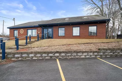 304 Main St, Bourne, MA 02532 - Photo 3