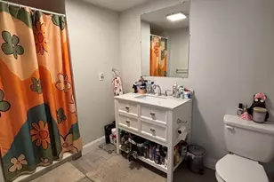 27 Salem St, Woburn, MA 01801 - Photo 5